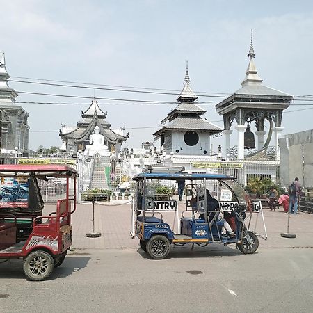 Budha Ashram Guest House Bodh Gaya Exterior foto