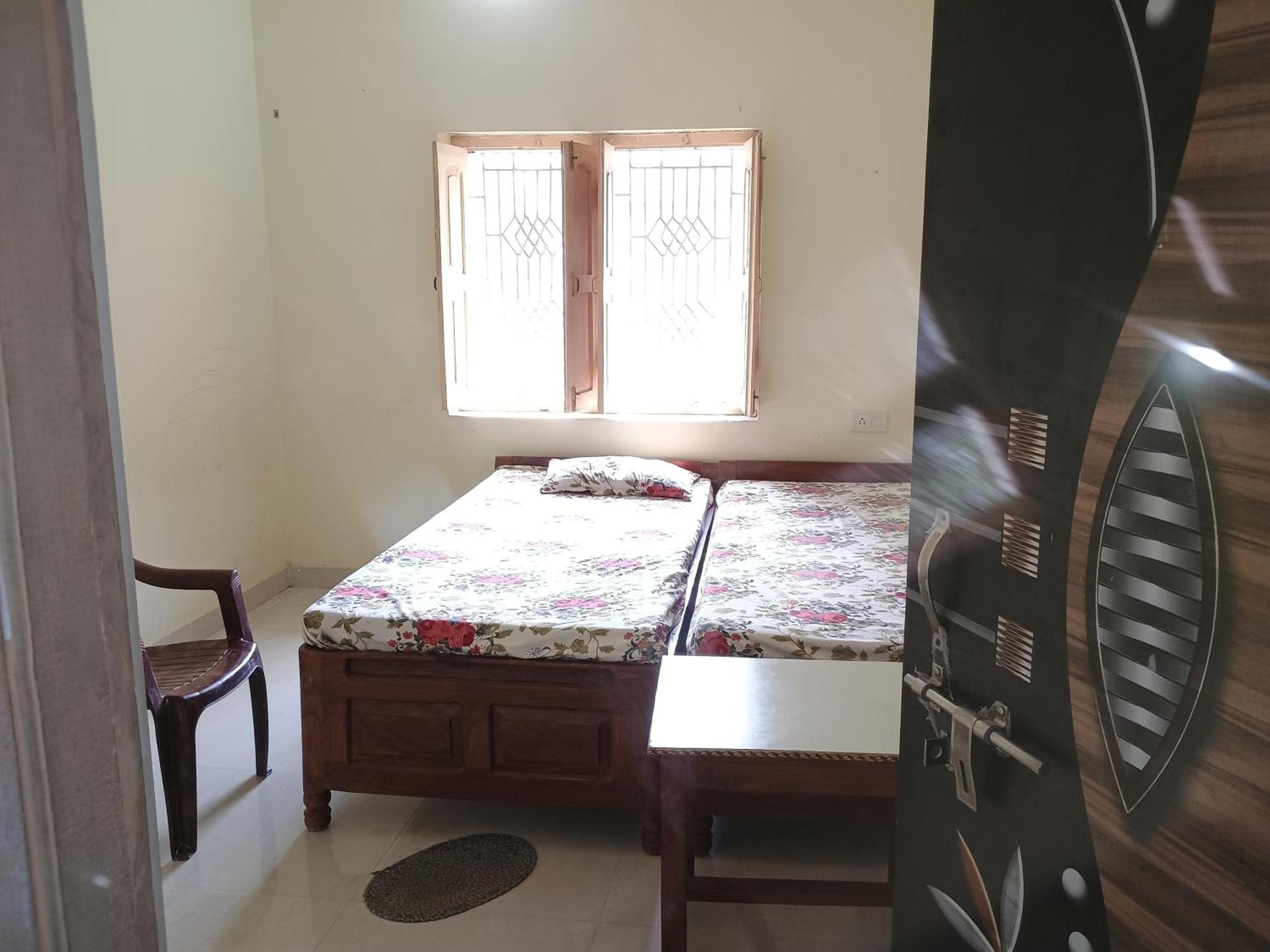 Budha Ashram Guest House Bodh Gaya Exterior foto
