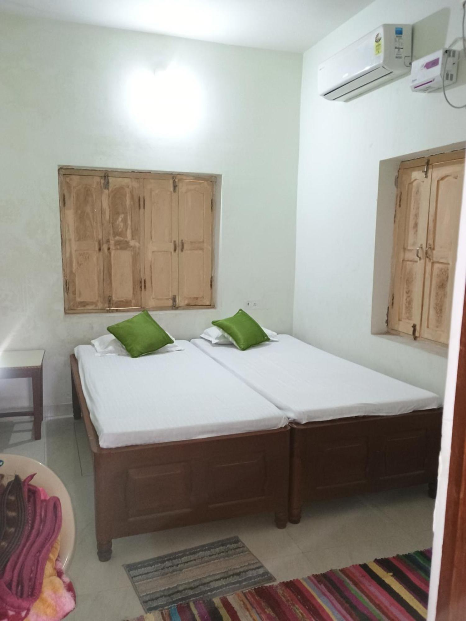 Budha Ashram Guest House Bodh Gaya Exterior foto